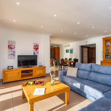 Candela 4 Bedroom Villa, Cala'n Forcat *