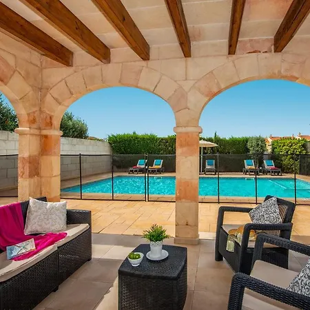 Villa Candela 4 Bedroom Villa, Cala'n Forcat