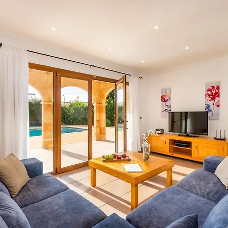 Candela 4 Bedroom Villa, Cala'n Forcat Villa Cala'N Blanes (Menorca)