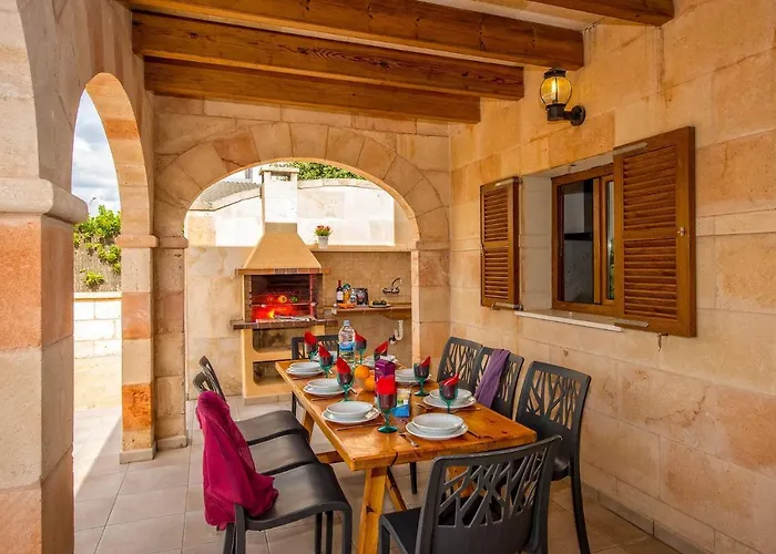 Candela 4 Bedroom Villa, Cala'n Forcat Willa